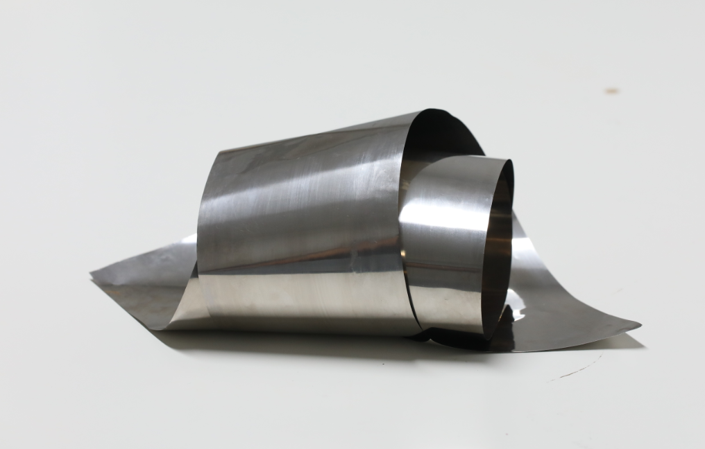 magnetically soft alloy